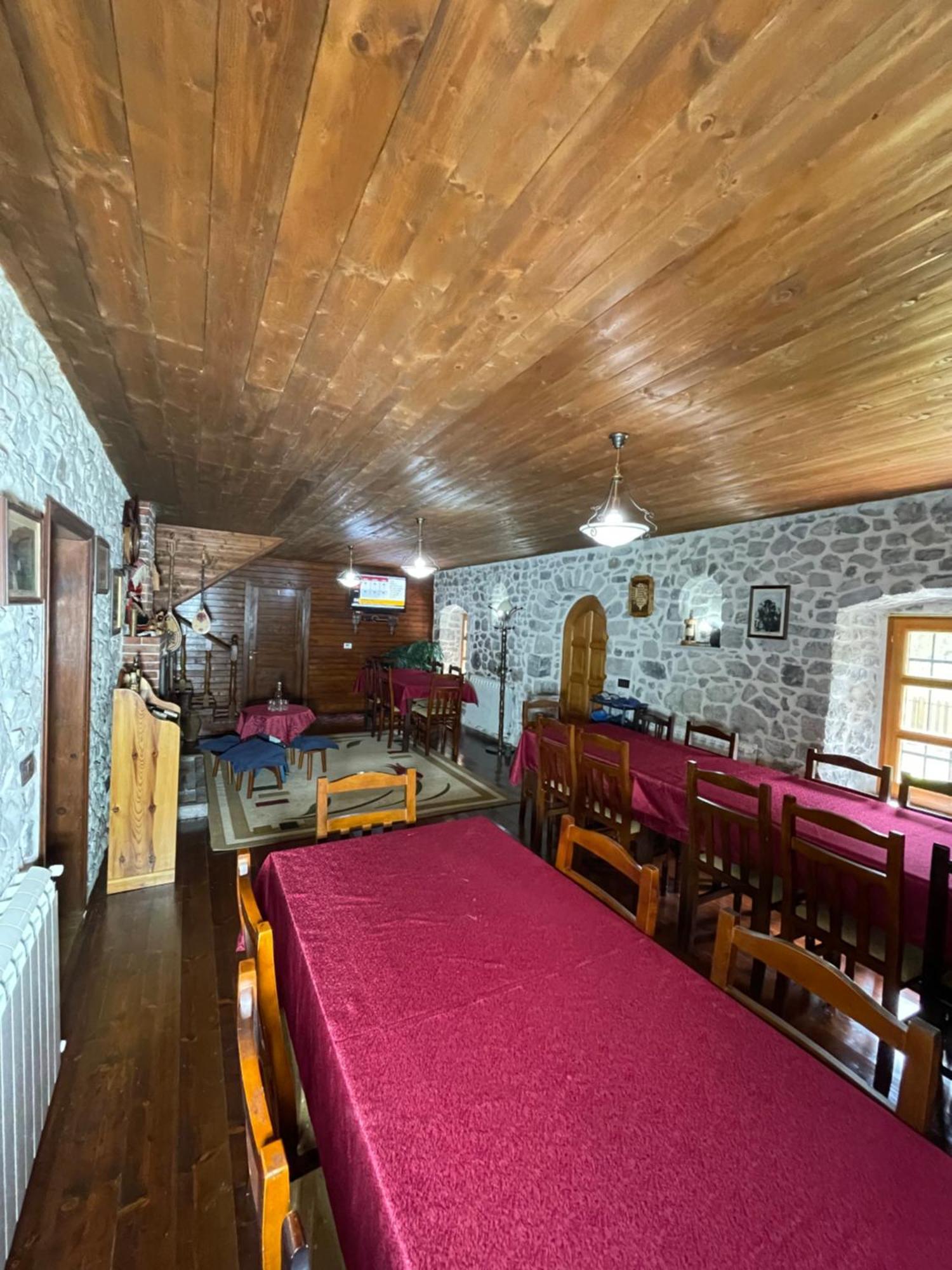 Kompleksi Zorgji Theth Exterior photo